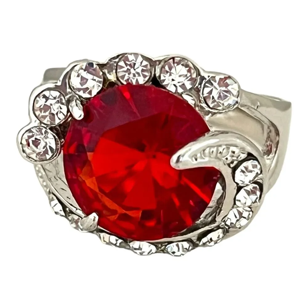 Vintage 1980s Cocktail Ring Red Glass Rhinestone Silver Tone - 5K